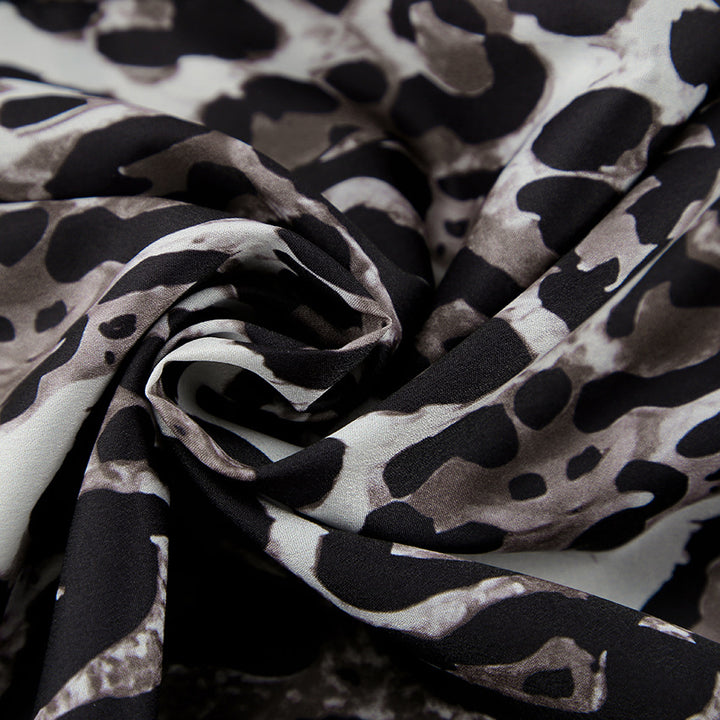 Damer camouflage bukser i glat satin Stilla