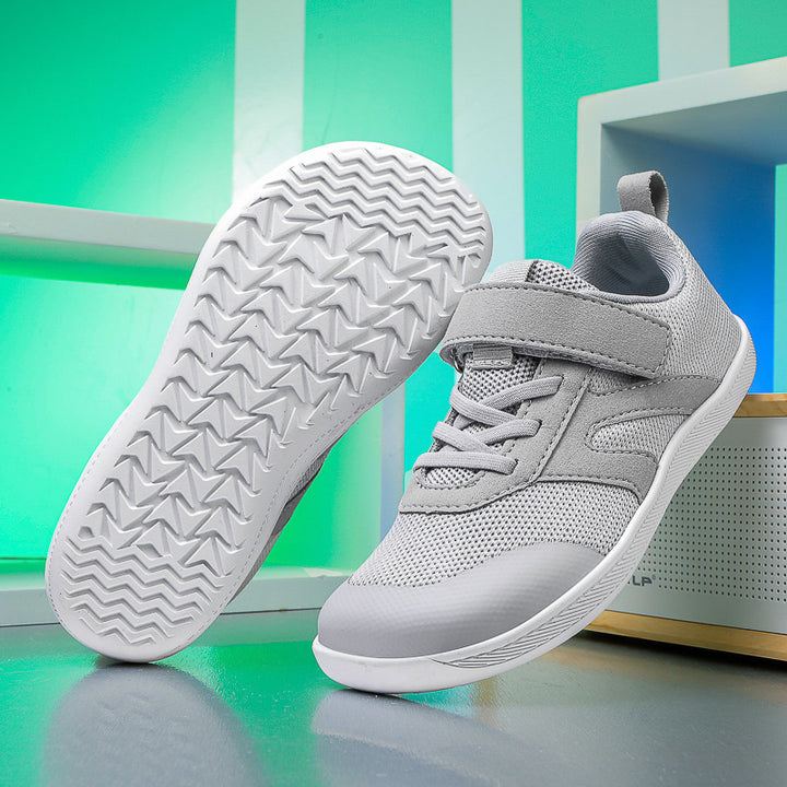 Unisex nan sporty hverdagssneaker med velcro, fleksibelt komfortfodseng og profileret multidirektionelt profil Skovae
