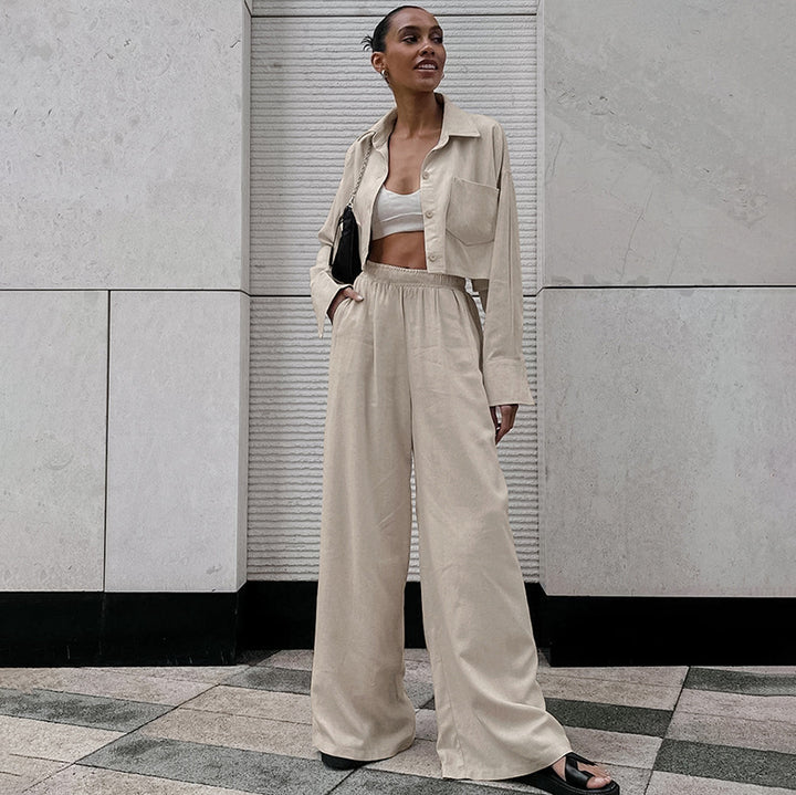 Dame afslappet bluse i åndbart hørmix med påsat lomme og minimalistiske detaljer Stilla