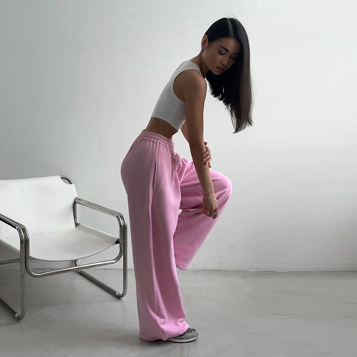 Kvinders komfortable fritidshose med elastisk talje og bred pasform Skovae