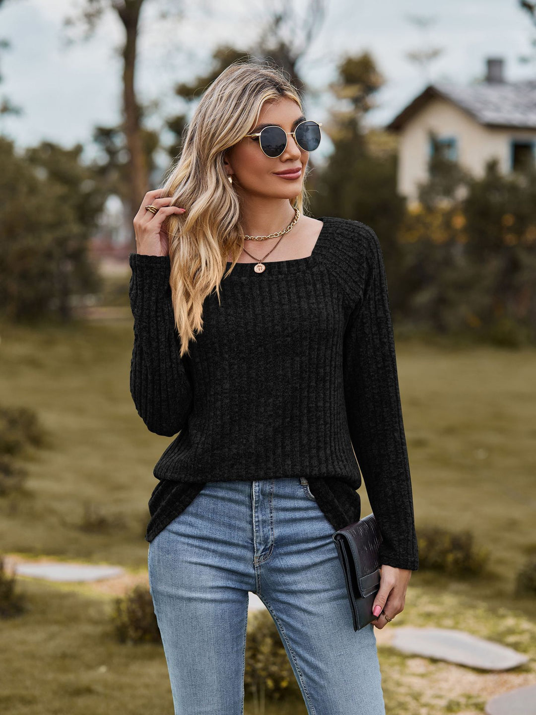 Dame sweater med kvadratisk udskæring og struktureret ribdesign Stilla