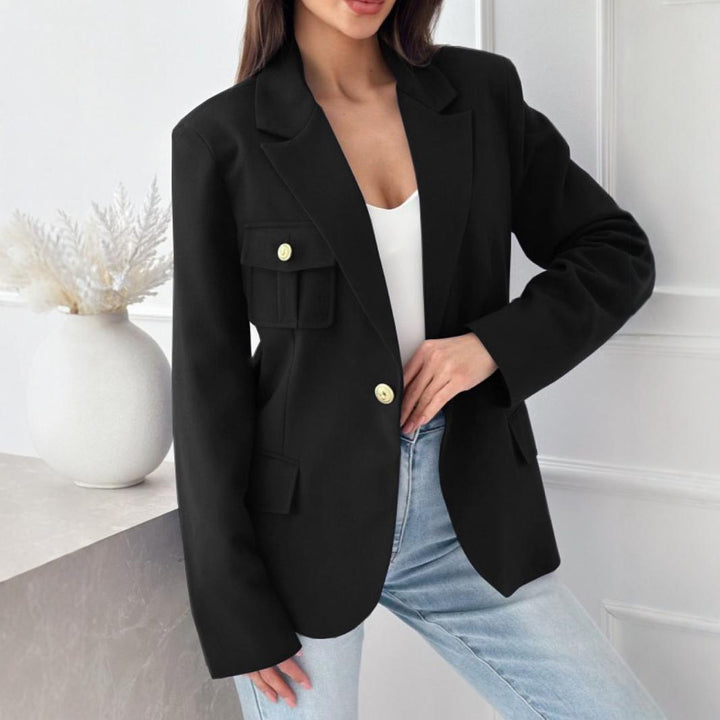 Kvinders blazer med praktiske lommer og elegante knapdetaljer Stilla