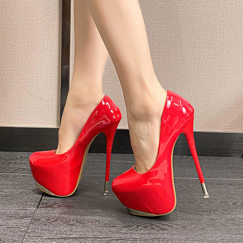 Dame High Heel Plateau-Pumps med elegant lakfinish Stilla