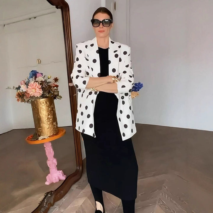 Dame moderigtig blazer med prikker Stilla