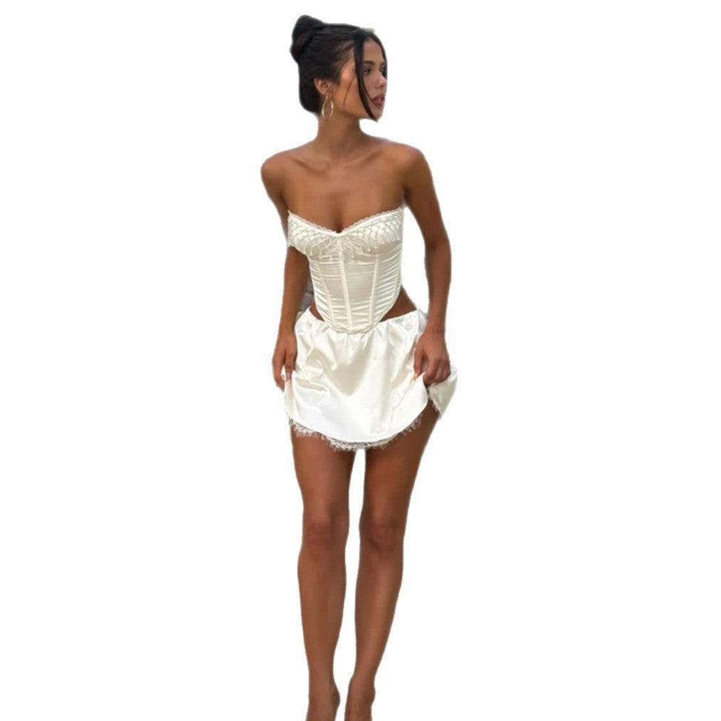 Dame spids-bustier og mini nederdel-sæt Skovae