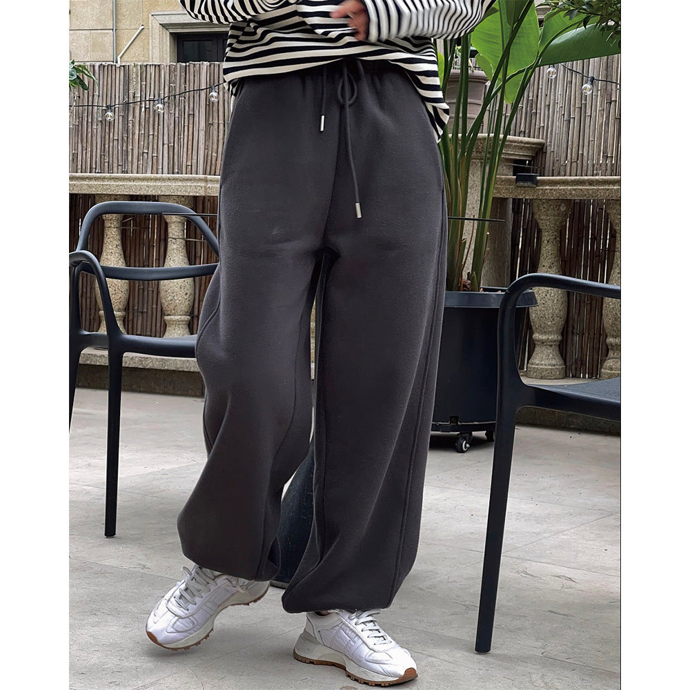 Dame behagelige fritidspants med elastisk talje og moderne detaljer Stilla