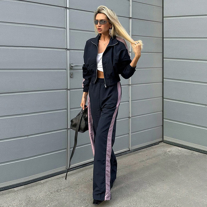 Dame Sporty to-delt sæt med cropped jakke og behagelige joggingbukser Stilla