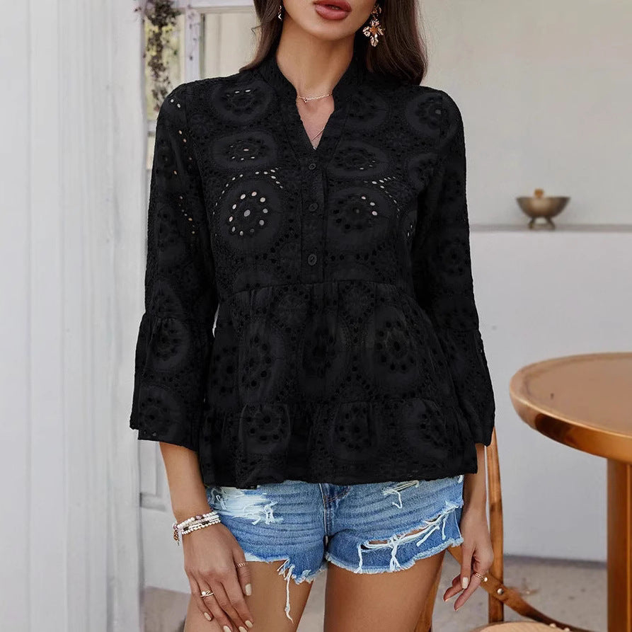 Dame top med elegant broderie anglaise og udstående ærmer Stilla