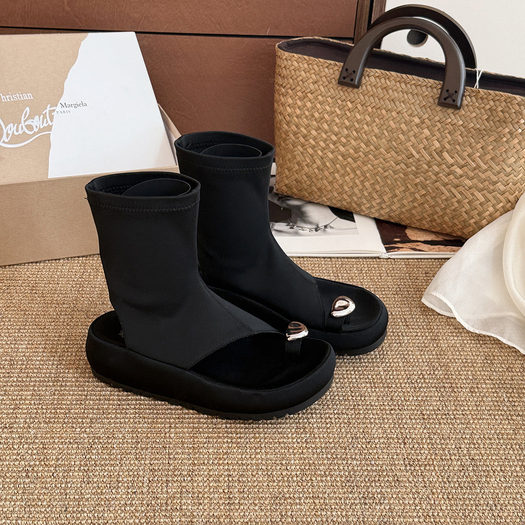Femme Modern Split Toe Sandaler Stilla