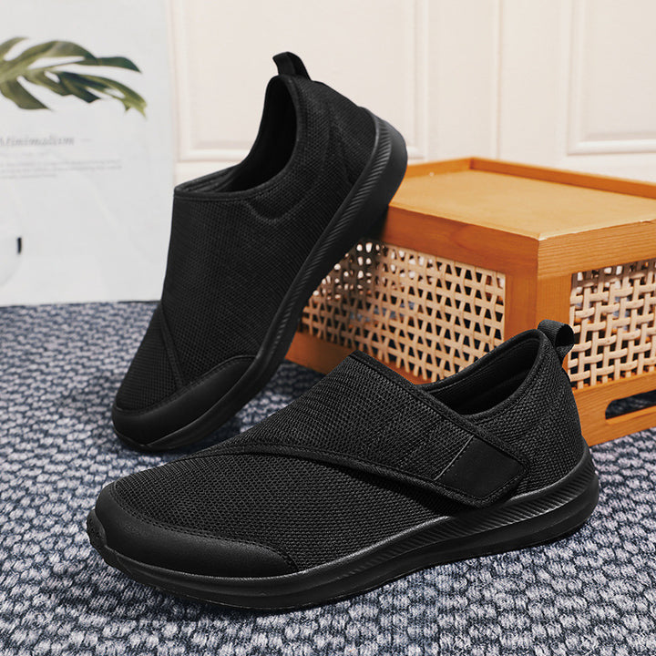 Herrer nan åndbar fritidssko i slip-on stil med velcro og polstret komfortsål Skovae