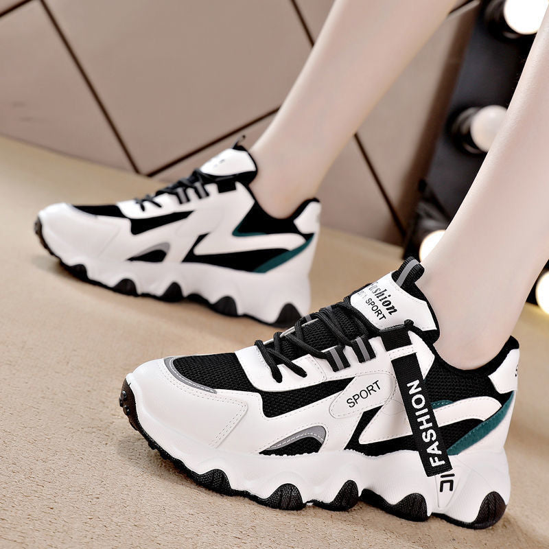 Damer Sporty Sneakers med åndbar mesh-konstruktion og stødabsorberende sål Stilla