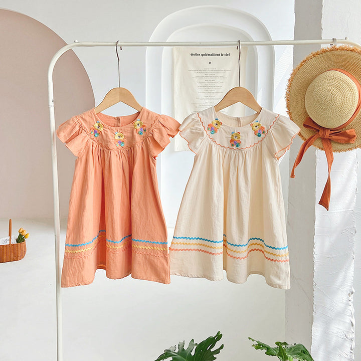Pige vintage-inspireret bomulds kjole med broderede florale accenter Stilla