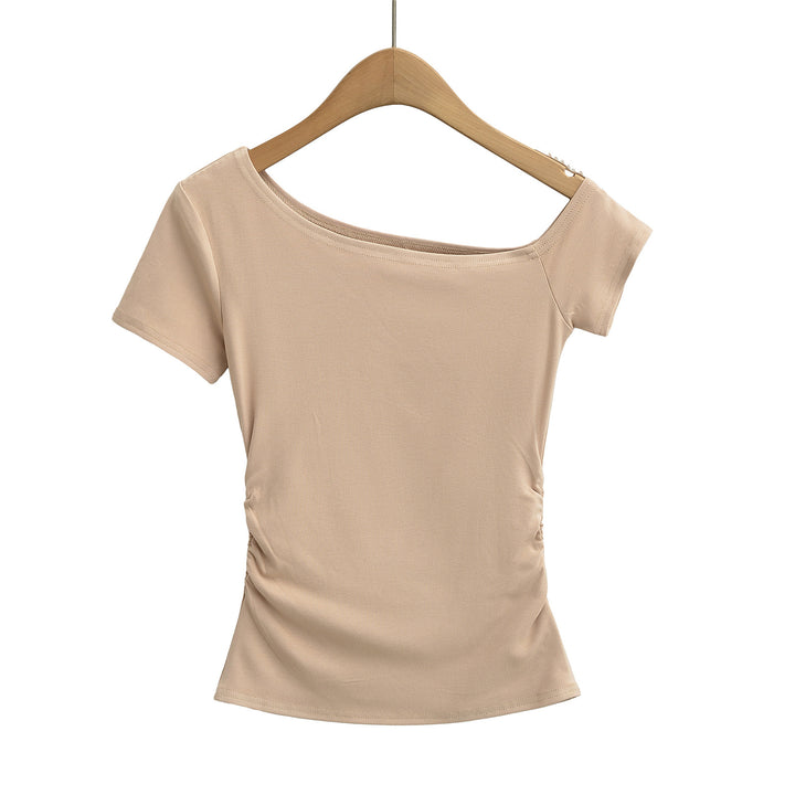Dame asymmetrisk T-shirt med raffinerede flæsedetaljer Stilla