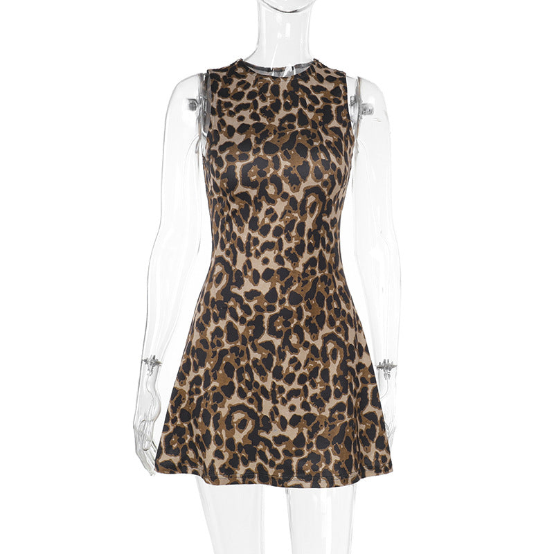 Dame pencil dress med leopardmønster og tætsiddende snit Skovae