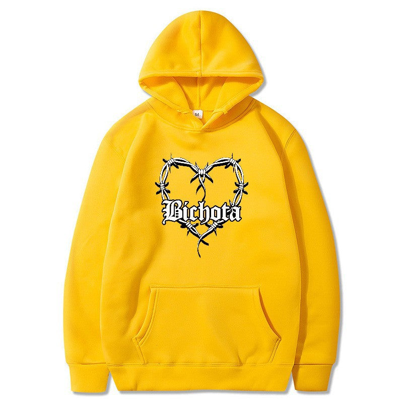 Kvinders hoodie med unikt hjerte design og broderet skrift Skovae
