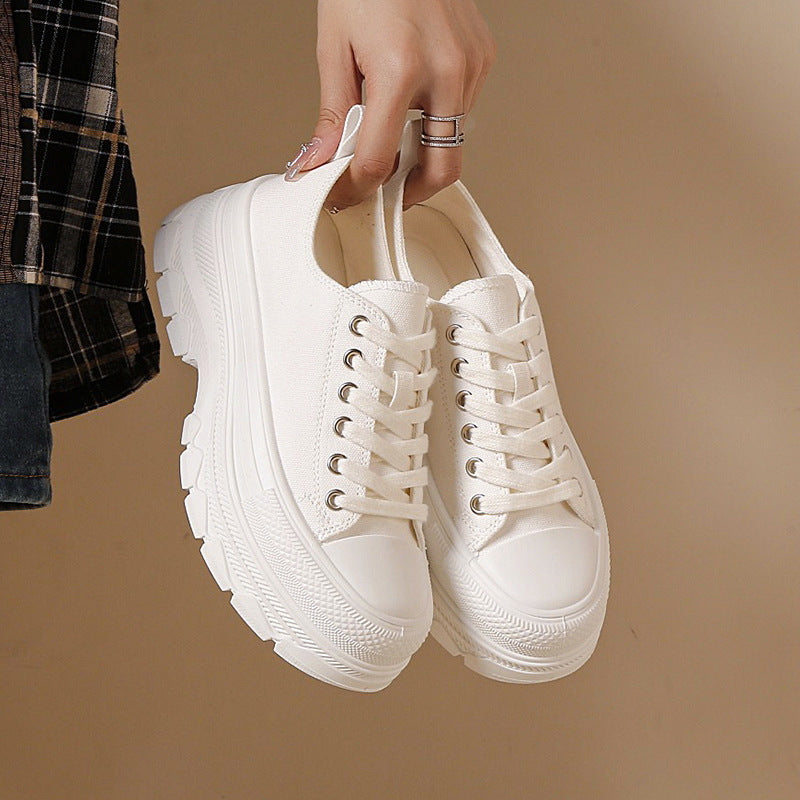 Dame Chunky Sneakers med højt sålprofil og slidstæk overmateriale Stilla