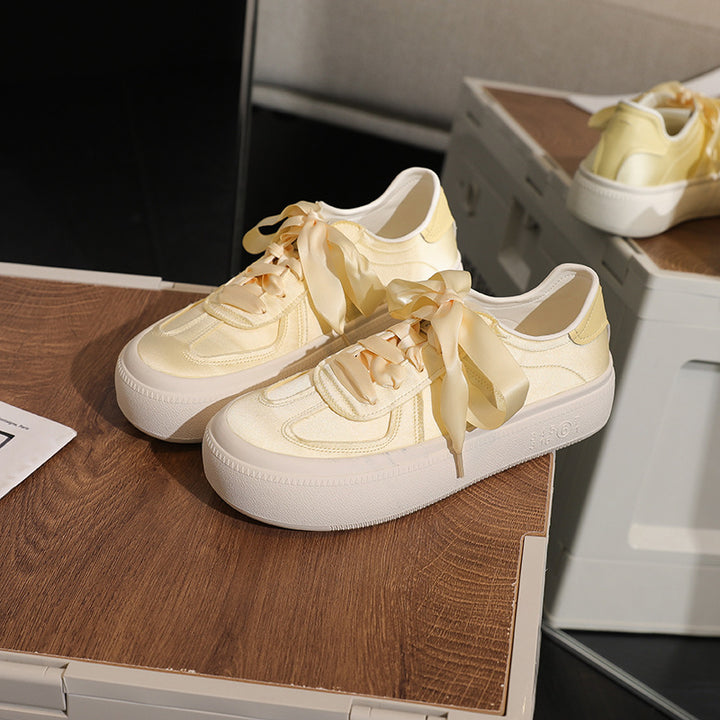 Dame modische Satin Sneakers Stilla