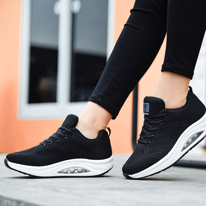 Dame nan åndbar strik-gangkomfort-sneaker med integreret luftfjedersystem og ergonomisk rocker sål Skovae