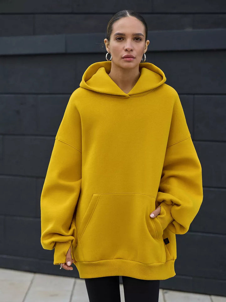 Kvinders oversized hoodie med voluminøse ærmer og integreret kængurulomme Skovae