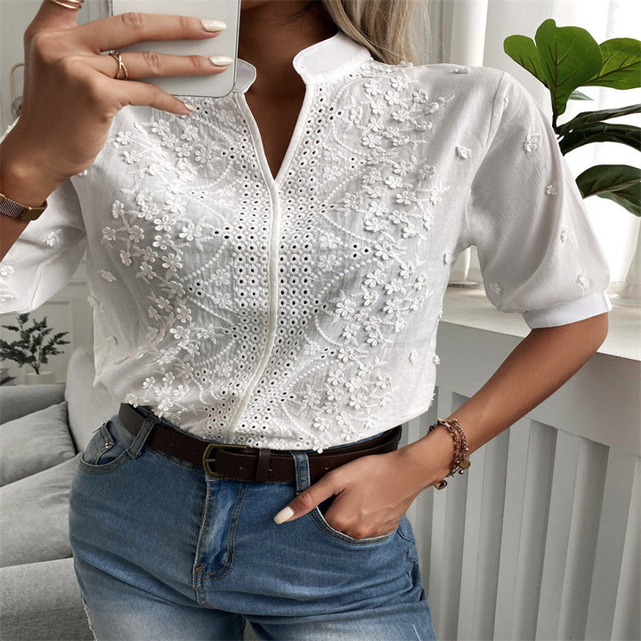Damer elegant broderet bluse med høj krave Stilla