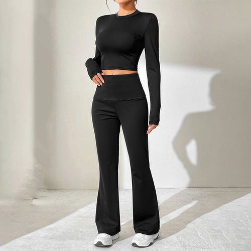 Damer Sporty sæt med kombineret cut-out top og bred bukseåbning Skovae