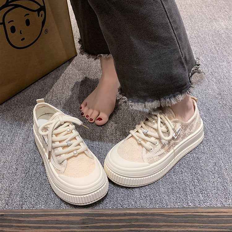 Dame Sporty Sneakers med komfortsål og moderigtige detaljer Stilla
