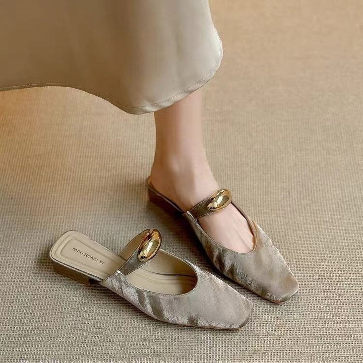 Dame elegante Square-Toe Slide Mules med dekorativ guldakcent Stilla
