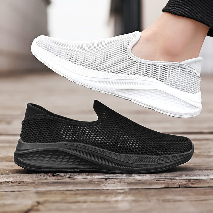 Herrer nan åndbar net-sportsko med slip-on form og stødabsorberende sål Skovae