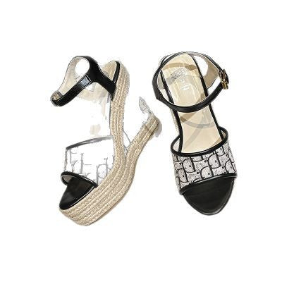 Dame platform-sandaler med elegant remdesign og smagfuld mønstring Stilla