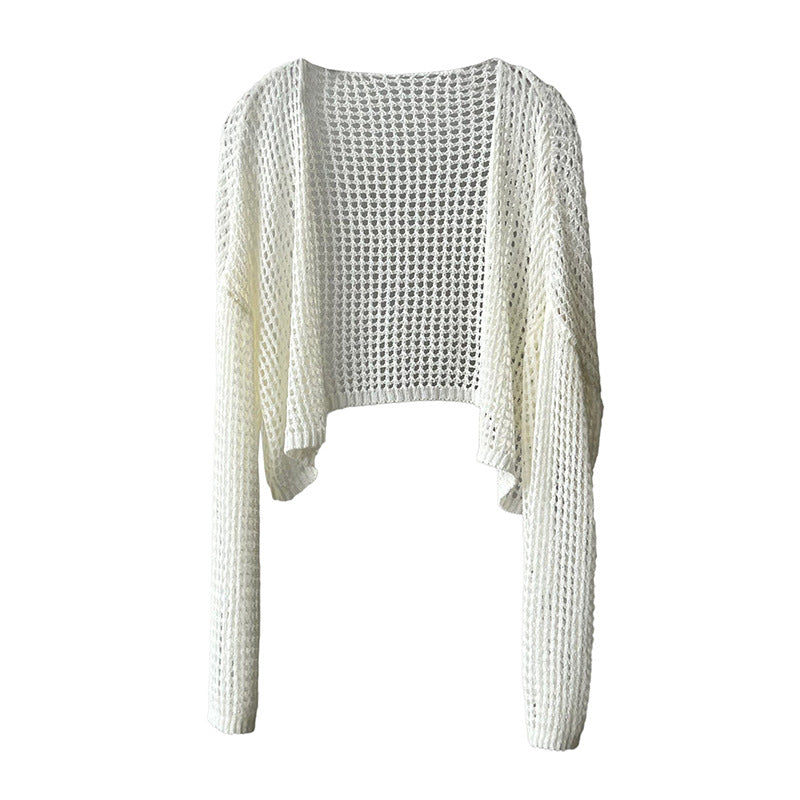 Dame luftig, kort strikcardigan i netlignende design Stilla
