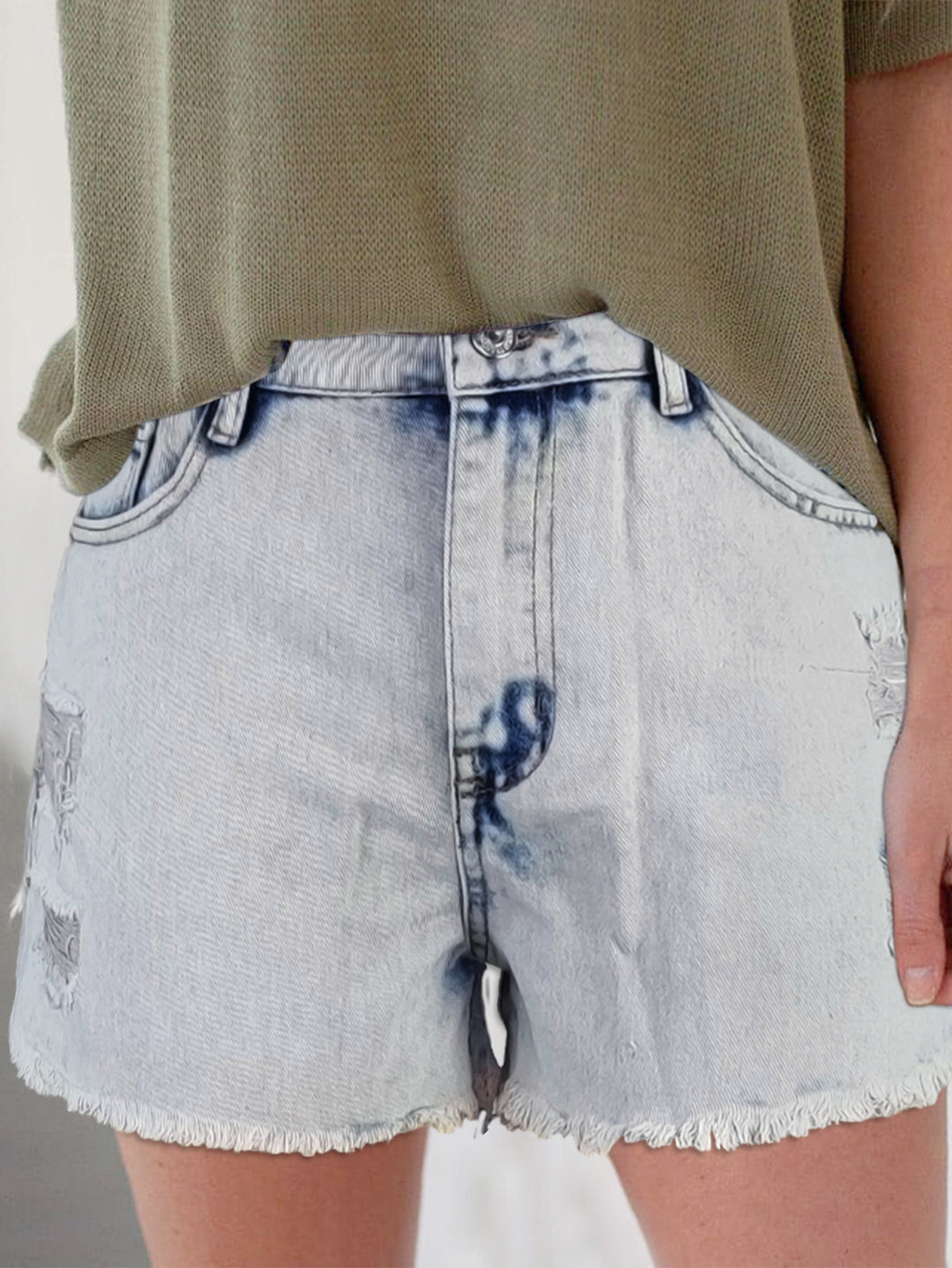Dame casual denim shorts med frynset kant og moderigtige vintage detaljer Stilla
