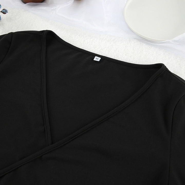 Damer afslappet ensemble med cropped top og korte, svingende shorts Stilla