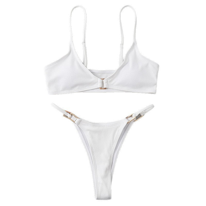 Dame minimalistisk bikini-sæt med elegante gyldne accenter Stilla