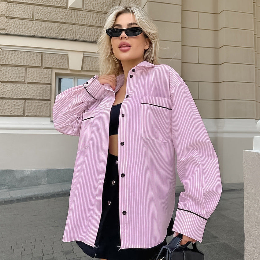 Dame stribet overshirt med kontrasterende knapdetaljer Stilla