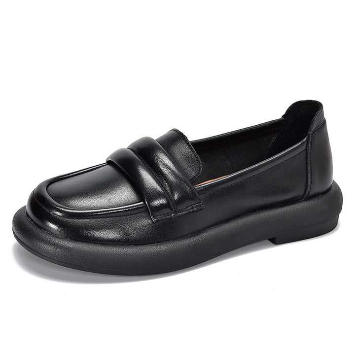 Dame Mokassin-Slipper med fleksibel fodseng og moderigtig rem-detalje Stilla