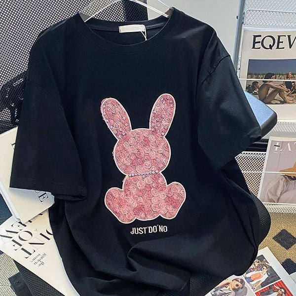 Dame T-shirt med kreativ Bunny-tryk og afslappet snit Stilla