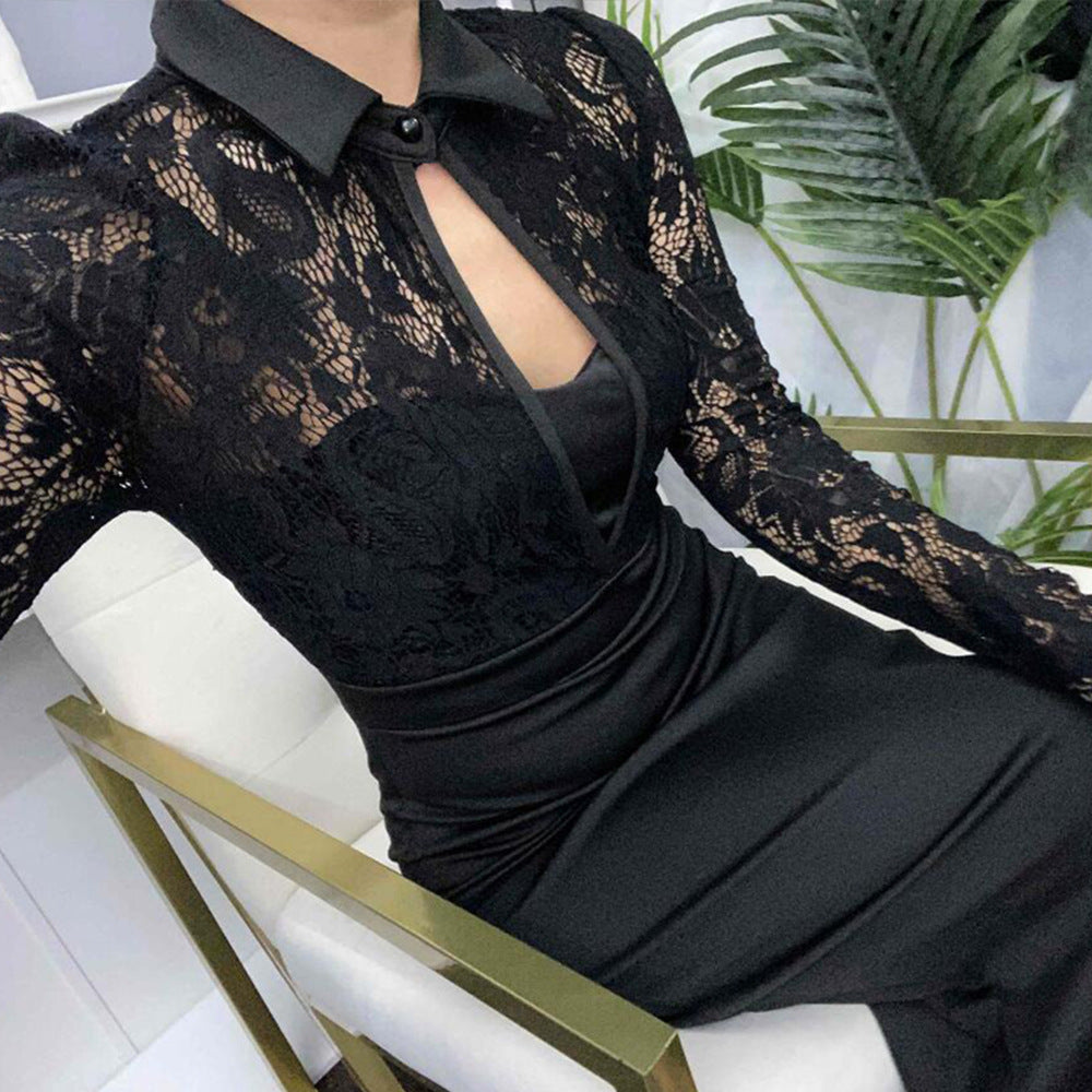 Dame elegant omslagkjole med transparente spidse ærmer og figursyet snit Stiila