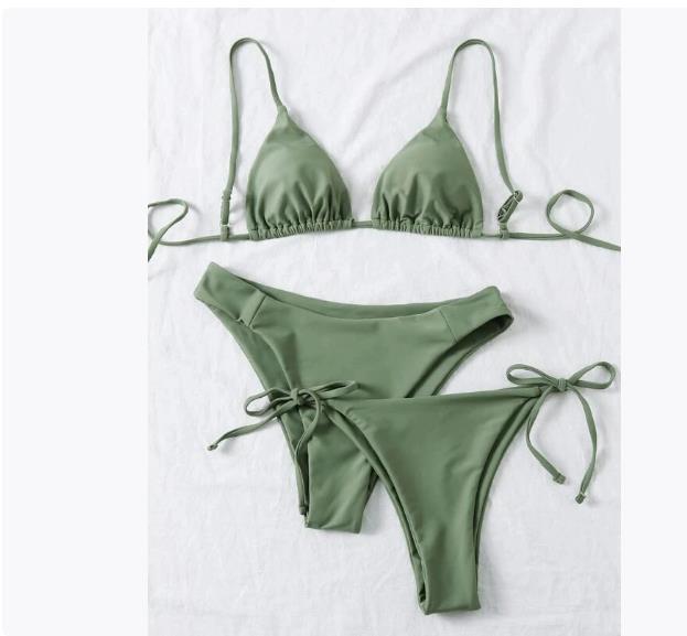 Femme justerbart trekants-bikini-sæt Stilla1750243391