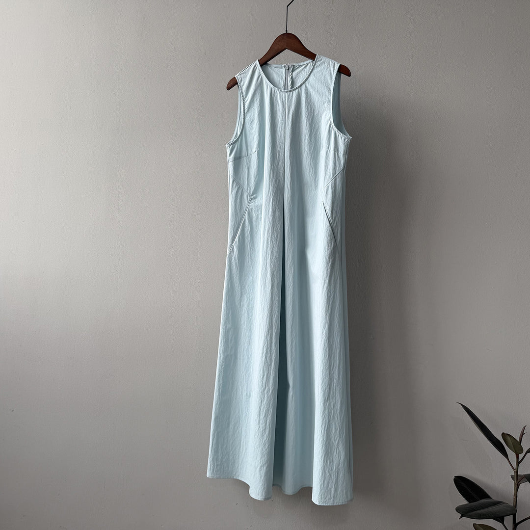 Dame Maxikjole med ærmeløs design og elegant snit Stilla