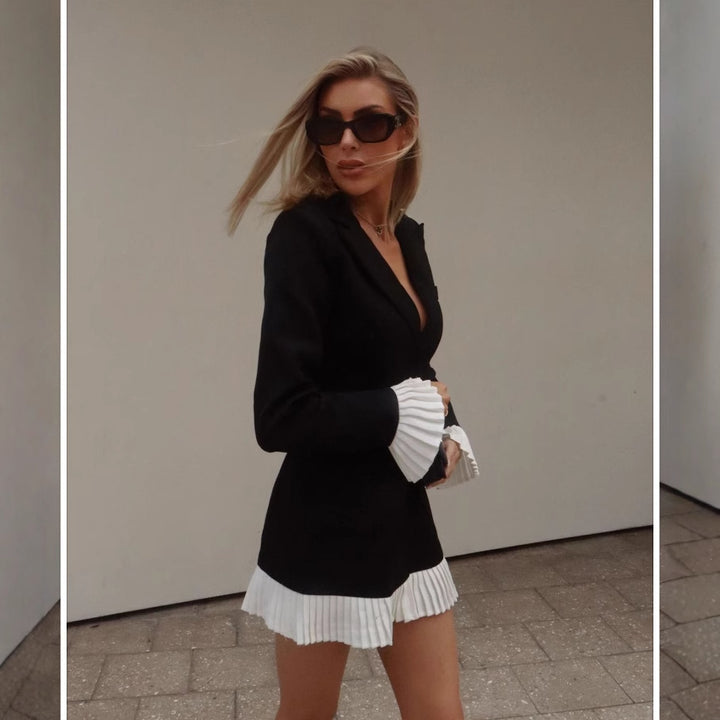 Dame elegant blazer med spændende plisseret nederdel Stilla