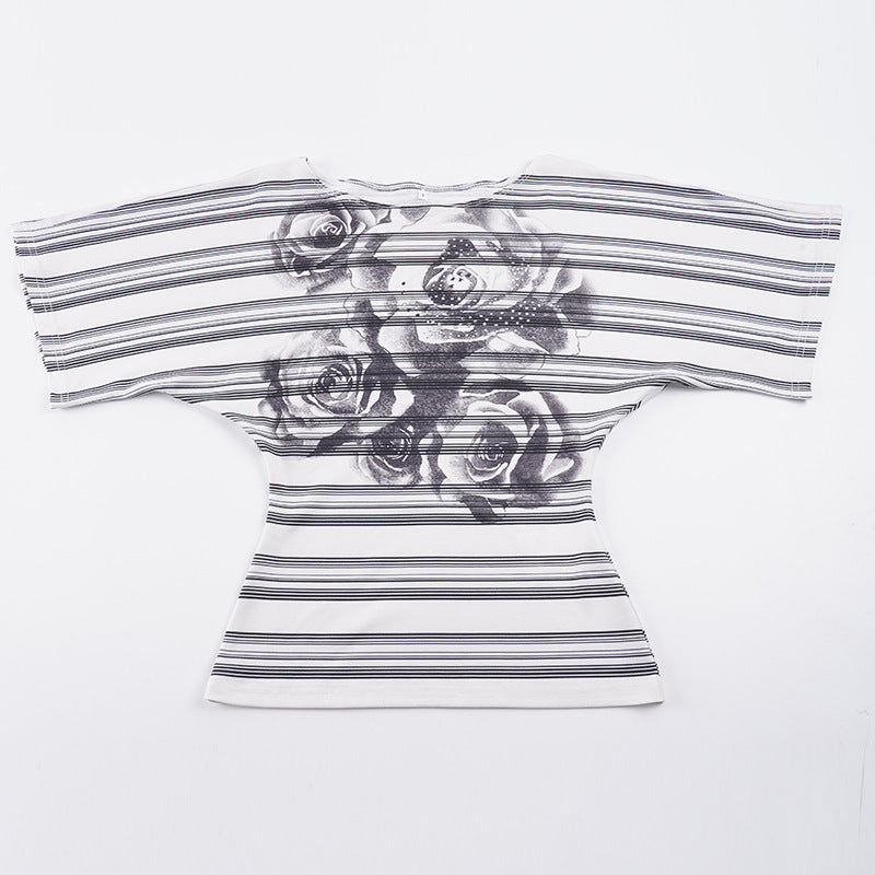 Dame T-shirt med blomstertryk og stribet design Skovae