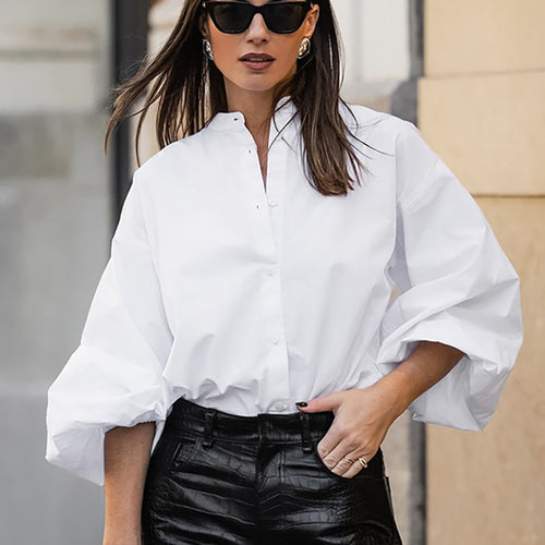 Dame Oversized Bluse med voluminøse ærmer og moderne design Stilla