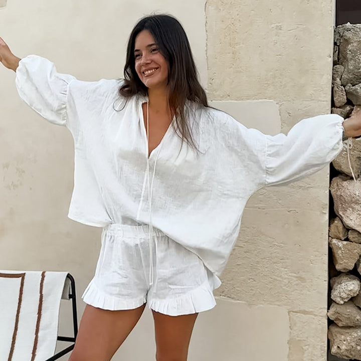 Dame let sommerbluse og shorts sæt med flæsedetaljer Stilla