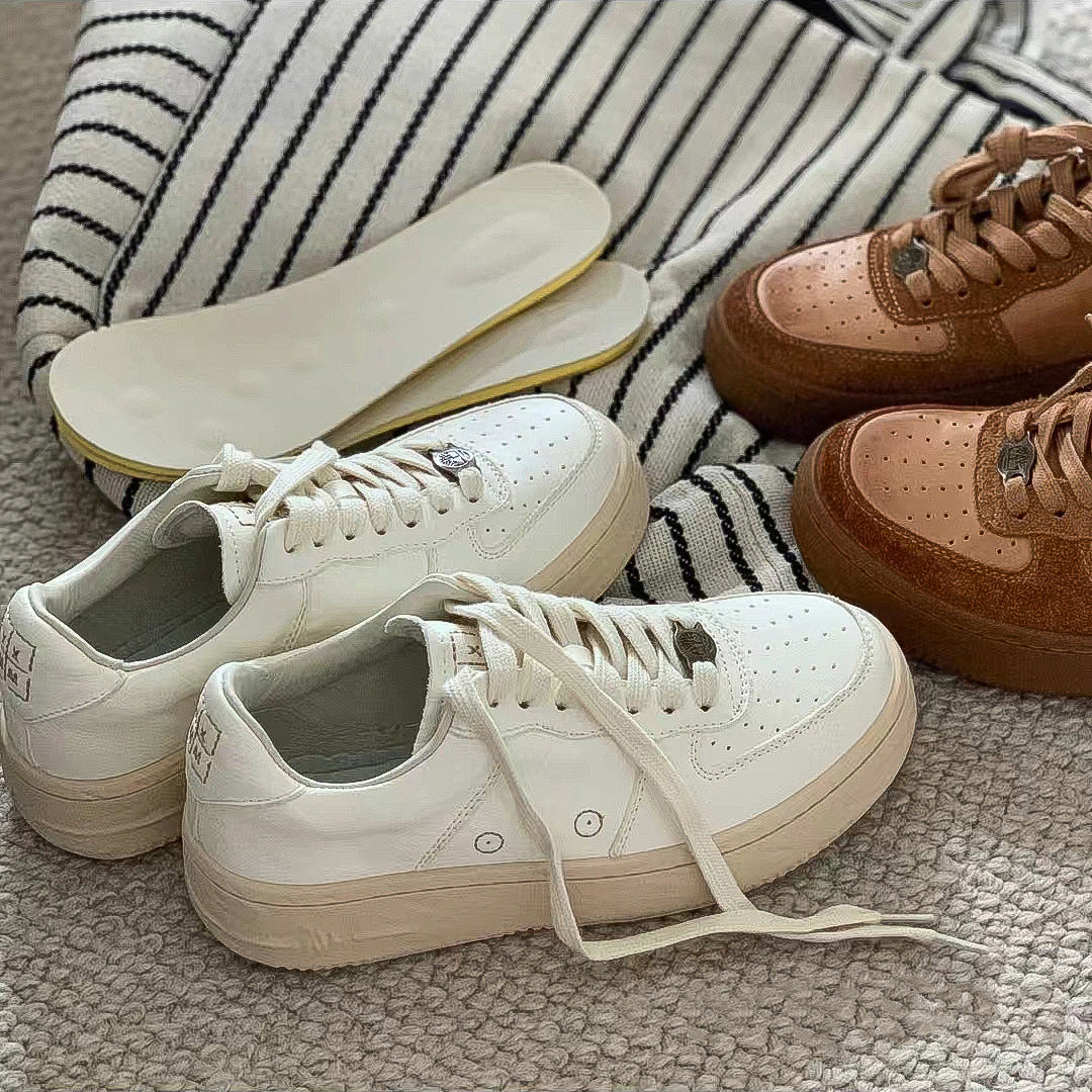 Femme Syntetisk Læder Low-Top Sneakers med strukturerede Detaljer Stilla