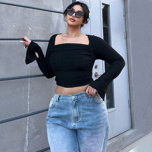 Dame Crop Top med ribbet design og bred ærme Stilla