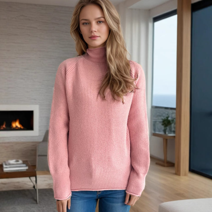 Kvinders hyggelige turtleneck sweater lavet af blødt chunky strik Stilla