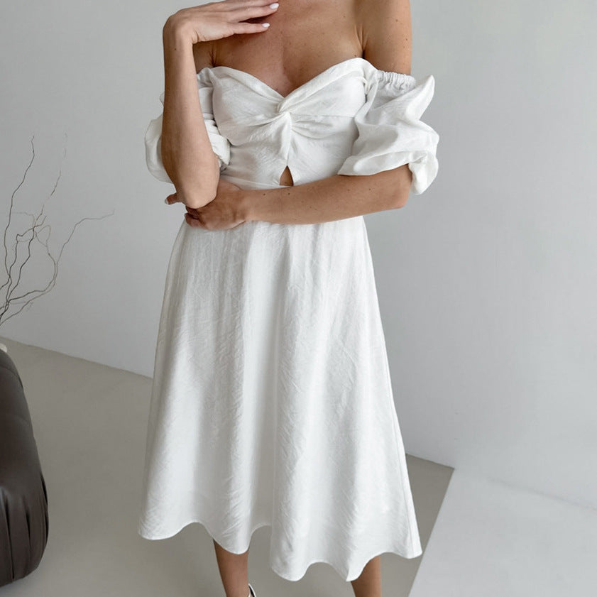 Dame Midi-Kjole med off-shoulder design og voluminøse puffærmer Stilla