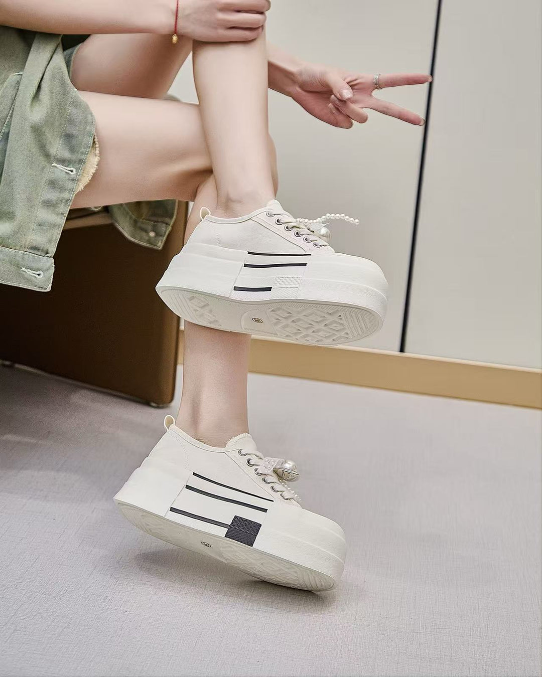 Dame platform sneakers med unikt design og/moderigtige accenter Stilla