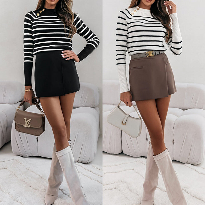 Dame stribet sweater med elegant knapliste Stilla