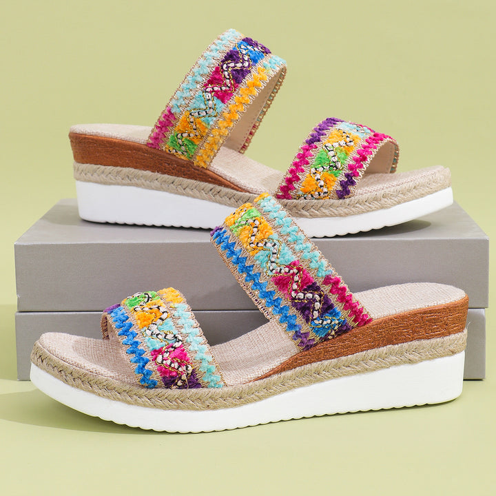 Dame Plateau Sandaler med skinnende detalje og komfortabel sål Stilla